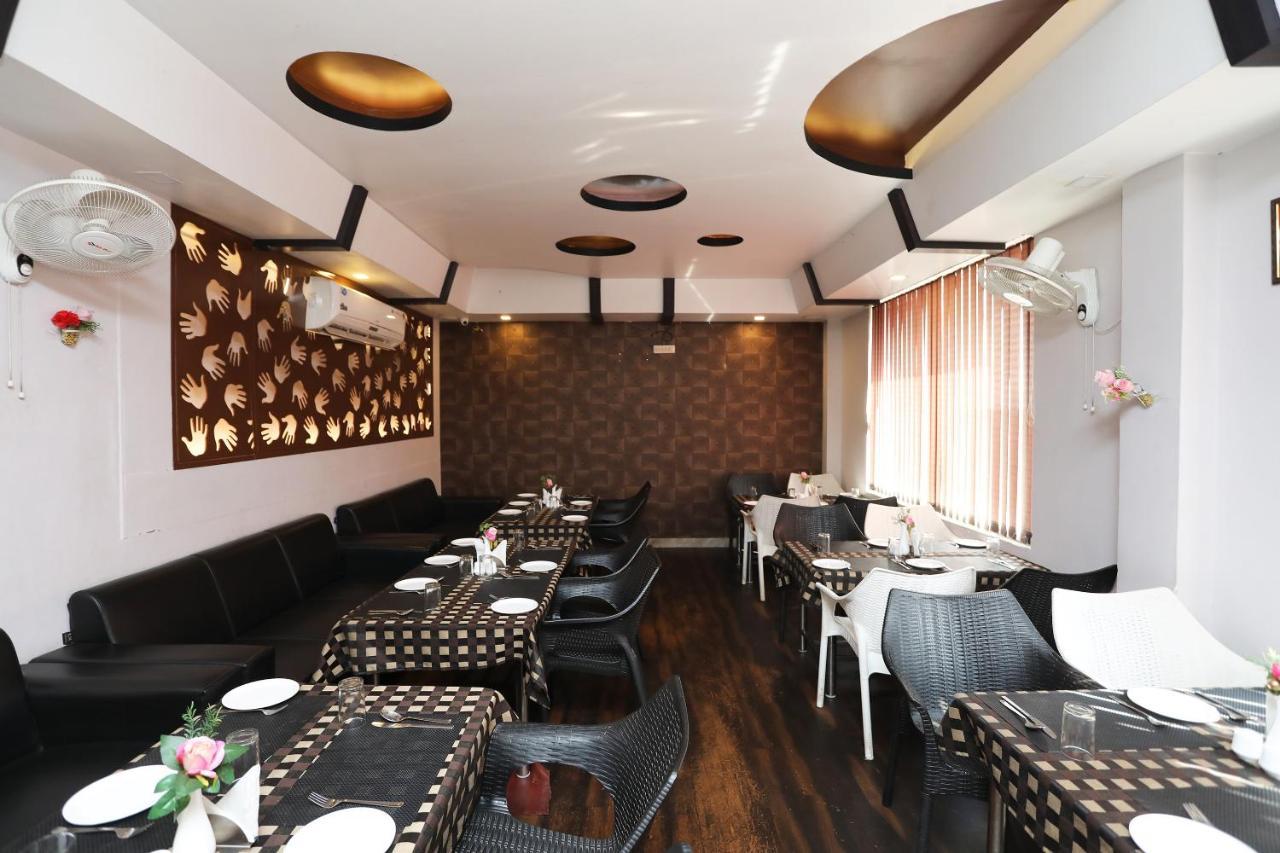 Oyo The Prestige Hotel & Convention Rourkela Buitenkant foto